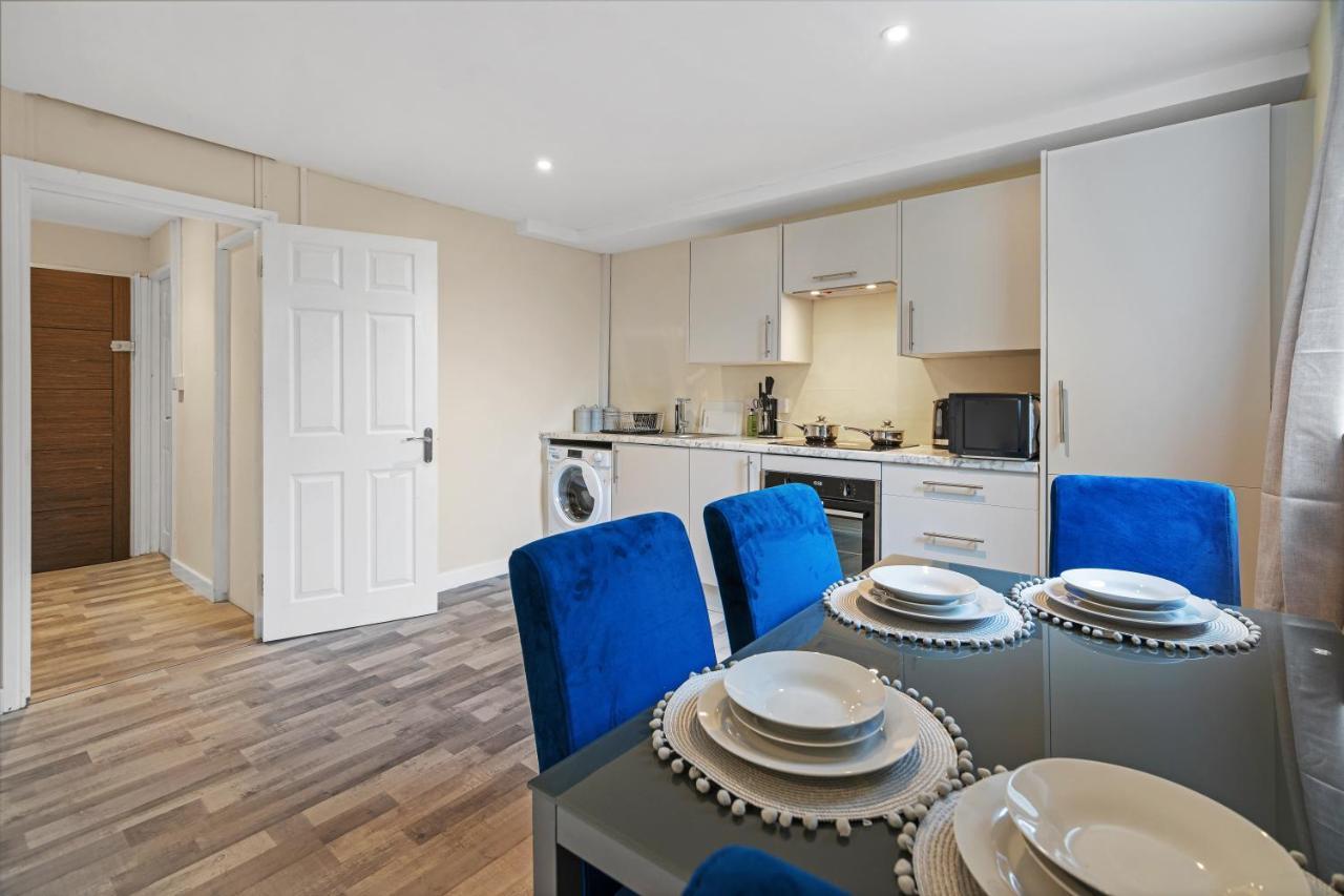 Suites By Rehoboth - Overcomers- Deptford Londres Extérieur photo