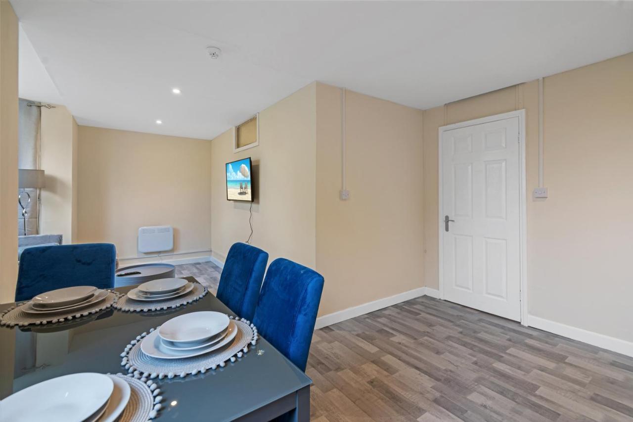 Suites By Rehoboth - Overcomers- Deptford Londres Extérieur photo