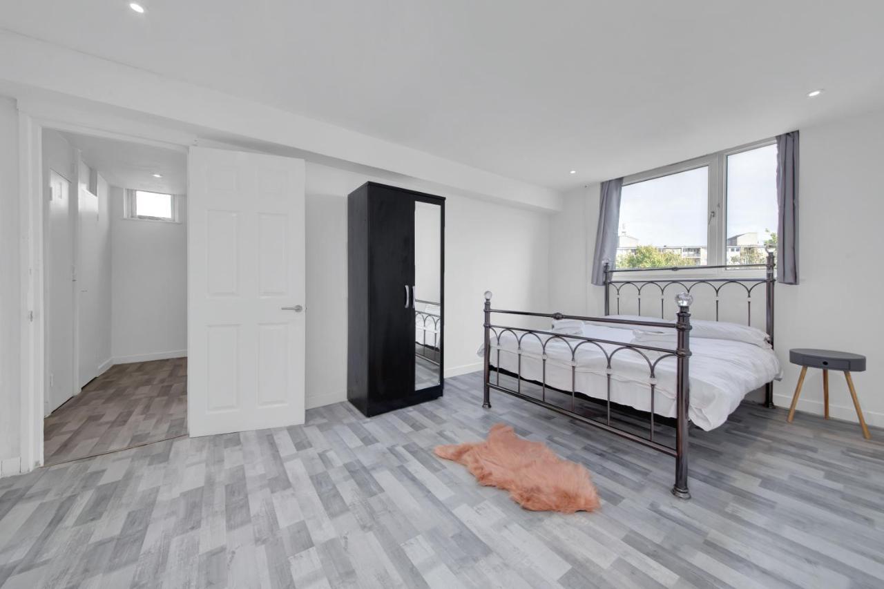 Suites By Rehoboth - Overcomers- Deptford Londres Extérieur photo